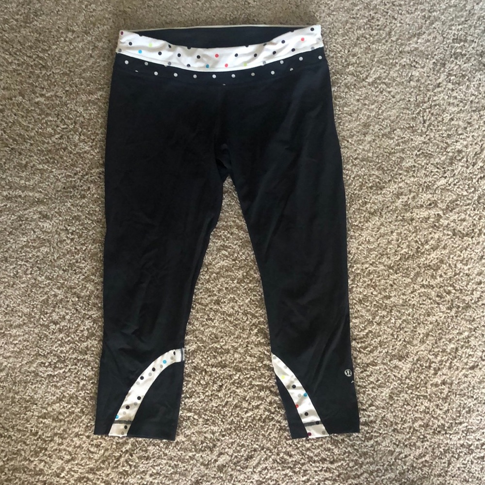 Lululemon polka dot crop pants, size 10.